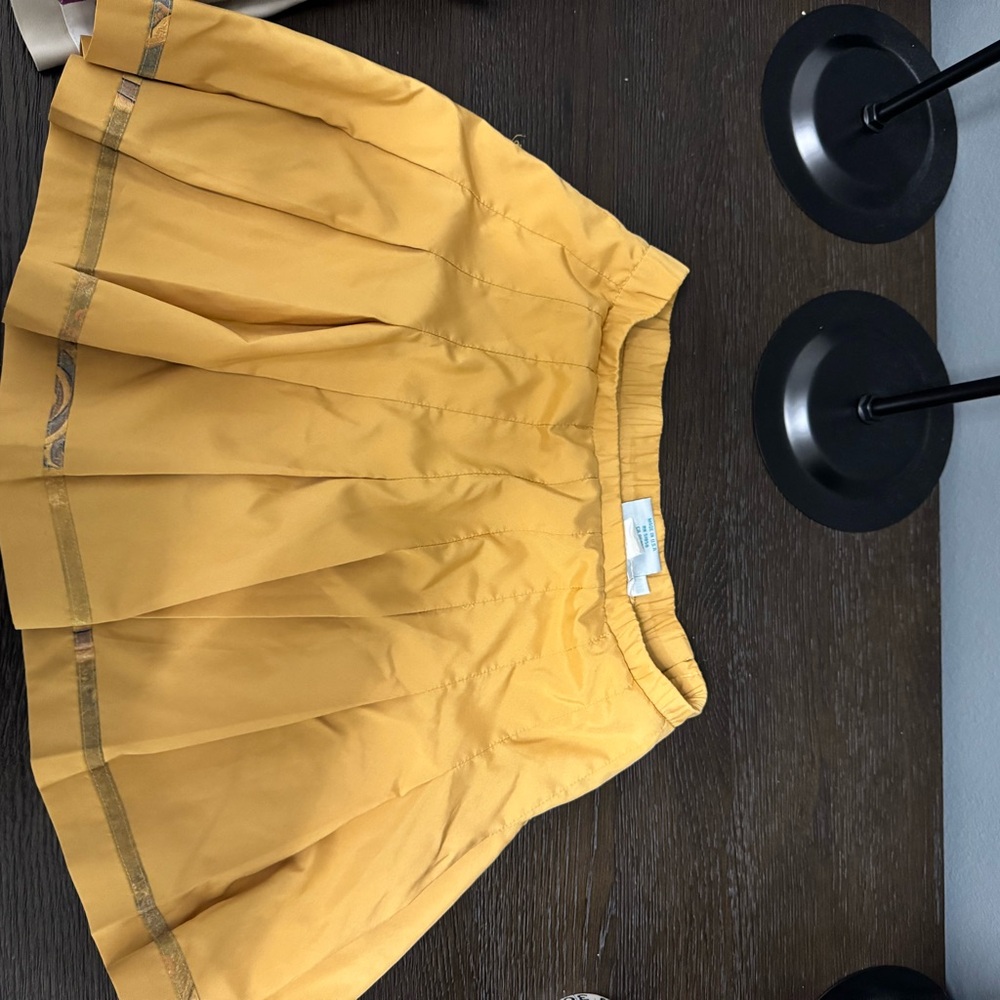 Yellow vintage Pleated Women's Skirt